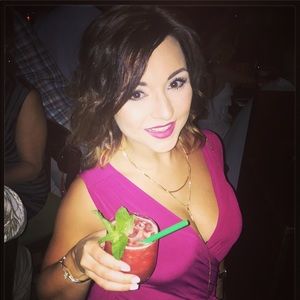 Meet your Posher, Leigh